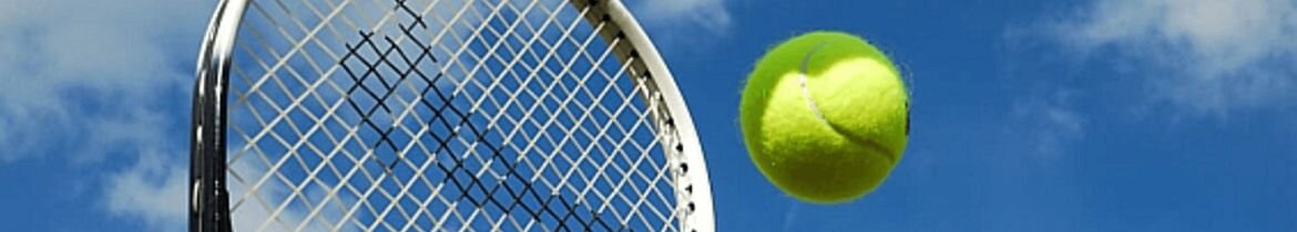 26-racket-met-bal-1170x210px-v6